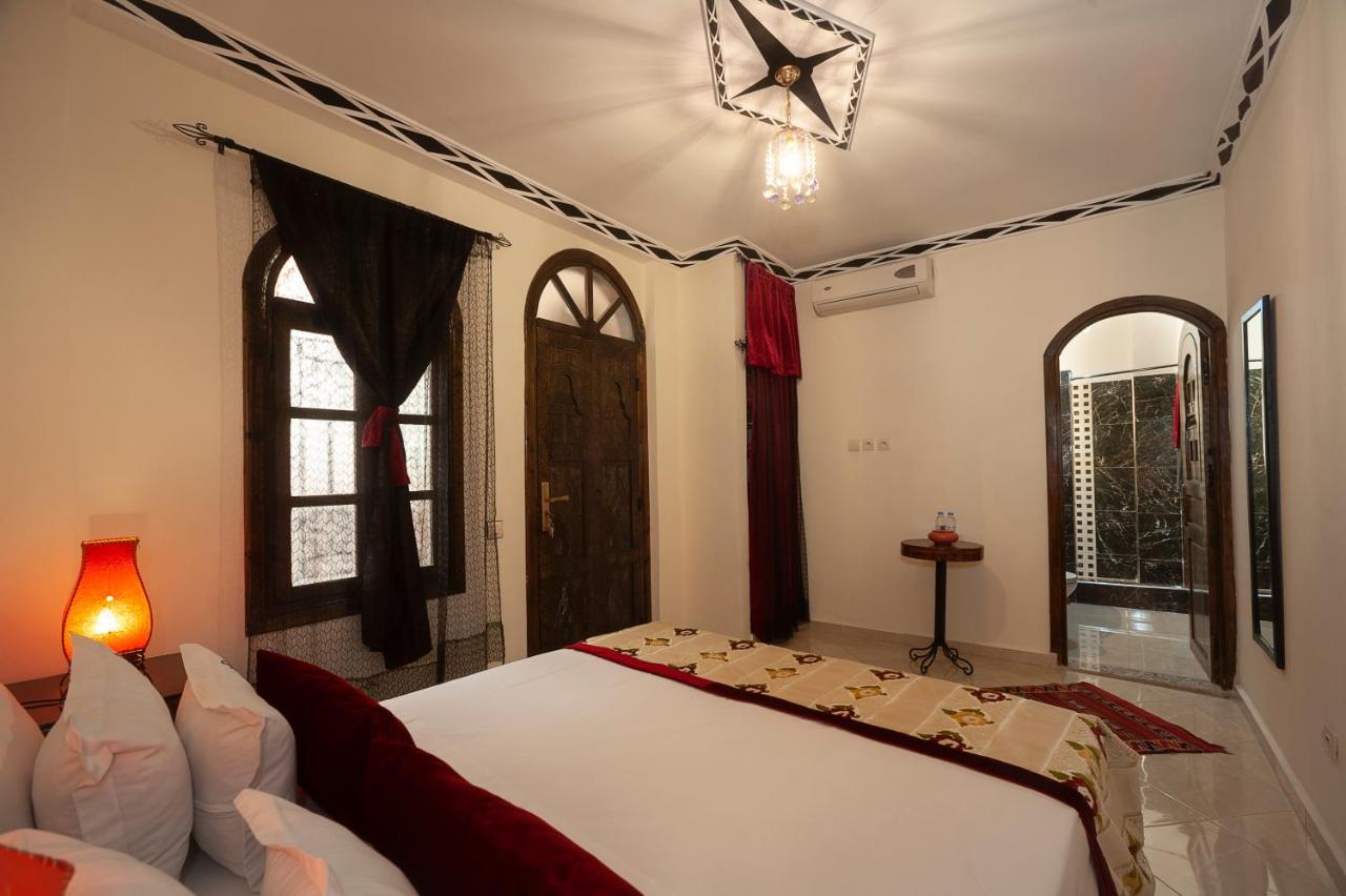 Riad De La Semaine Марракеш Экстерьер фото
