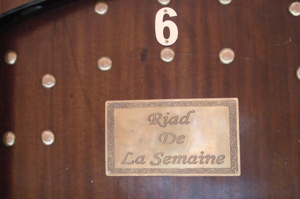 Riad De La Semaine Марракеш Экстерьер фото