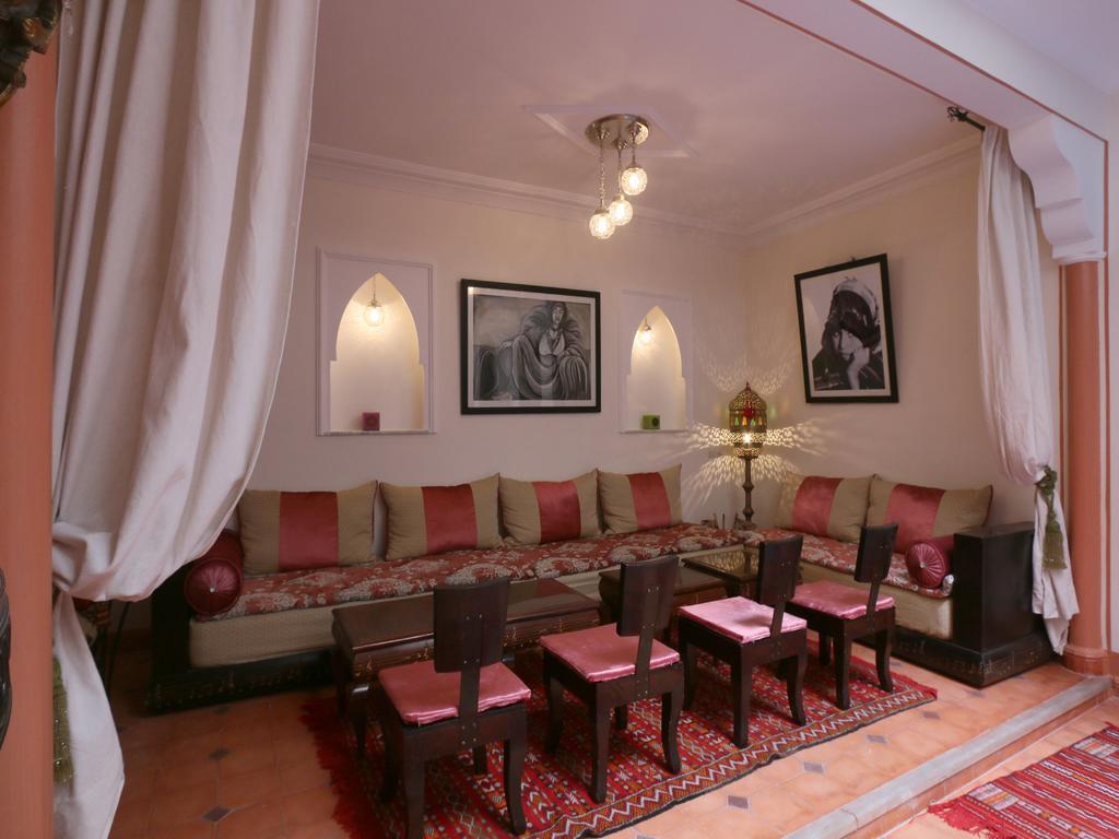 Riad De La Semaine Марракеш Экстерьер фото