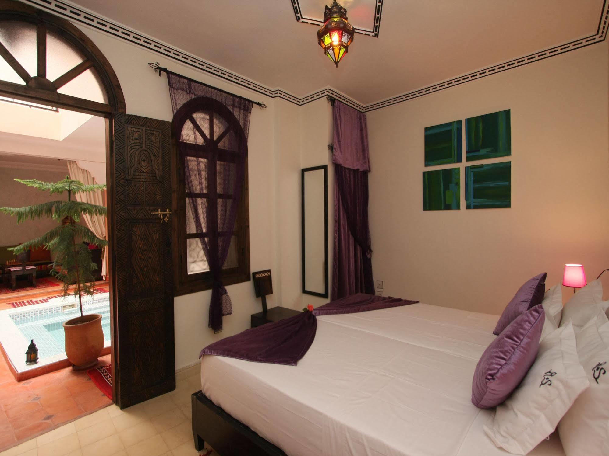 Riad De La Semaine Марракеш Экстерьер фото